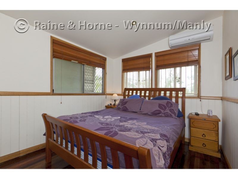 11 Raeburn Street, Manly QLD 4179