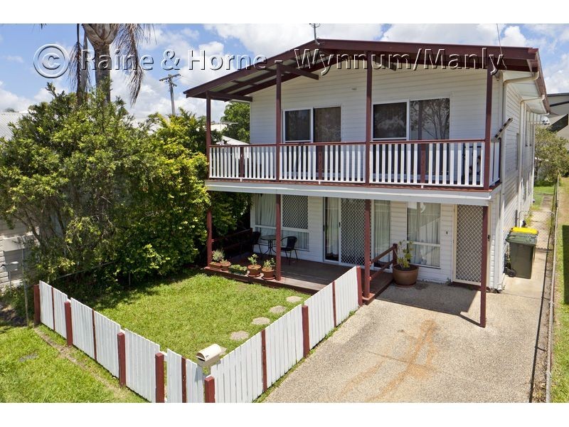 735 Esplanade, Lota QLD 4179