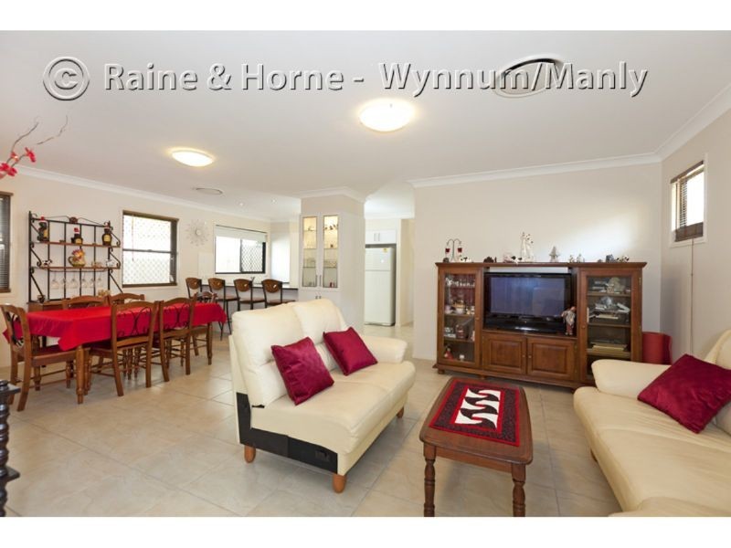 27 Richard Street, Lota QLD 4179