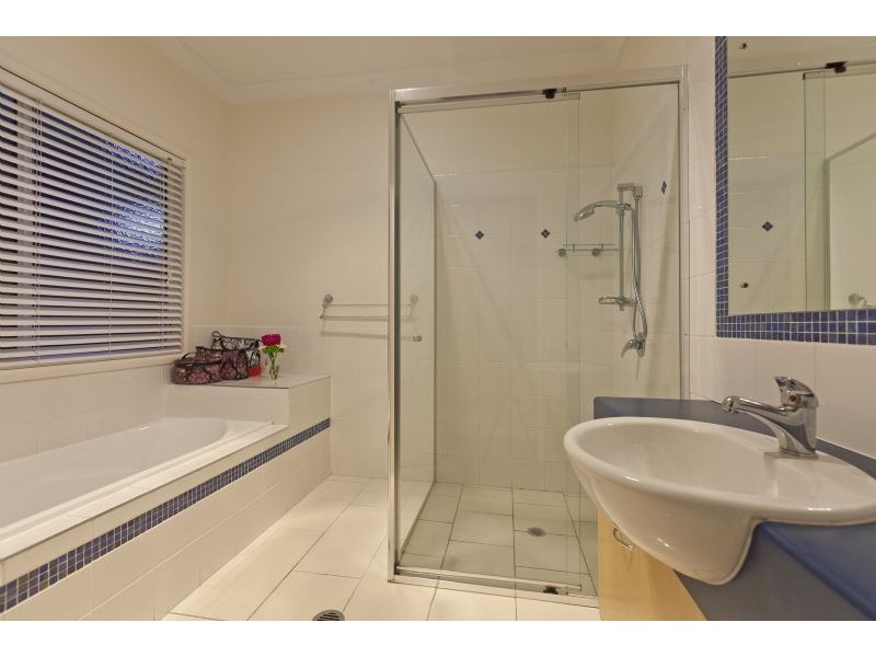 150 Mountjoy Terrace, Manly QLD 4179