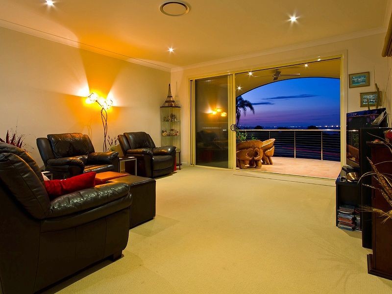 1a Dorsal Drive, Birkdale QLD 4159
