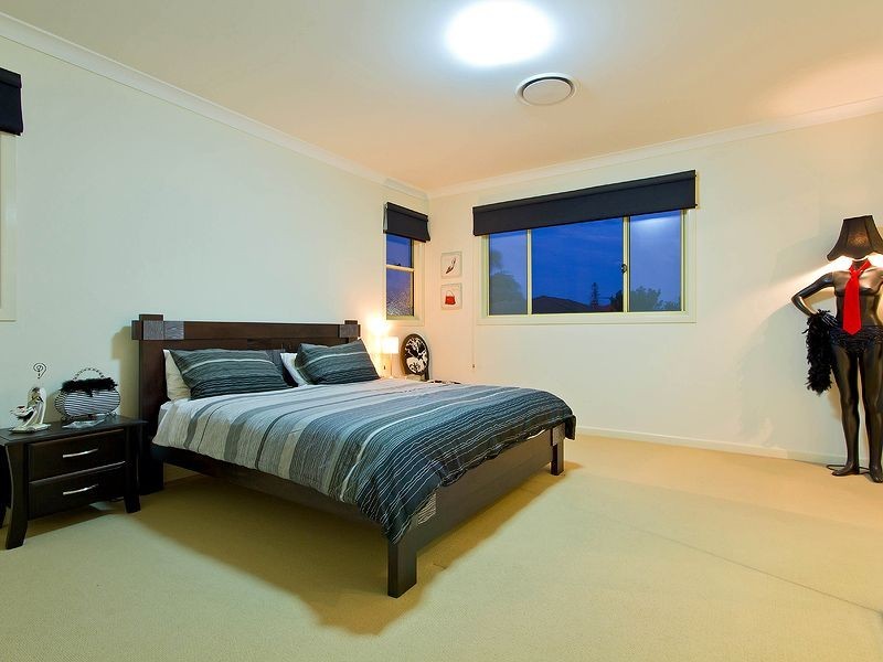 1a Dorsal Drive, Birkdale QLD 4159