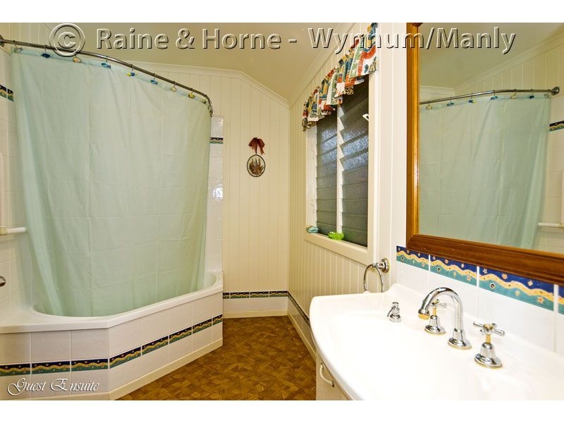 16 Grattan Terrace, Wynnum QLD 4178