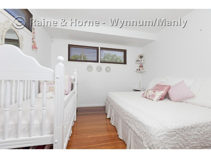 18 Ogilvie Street, Wynnum QLD 4178