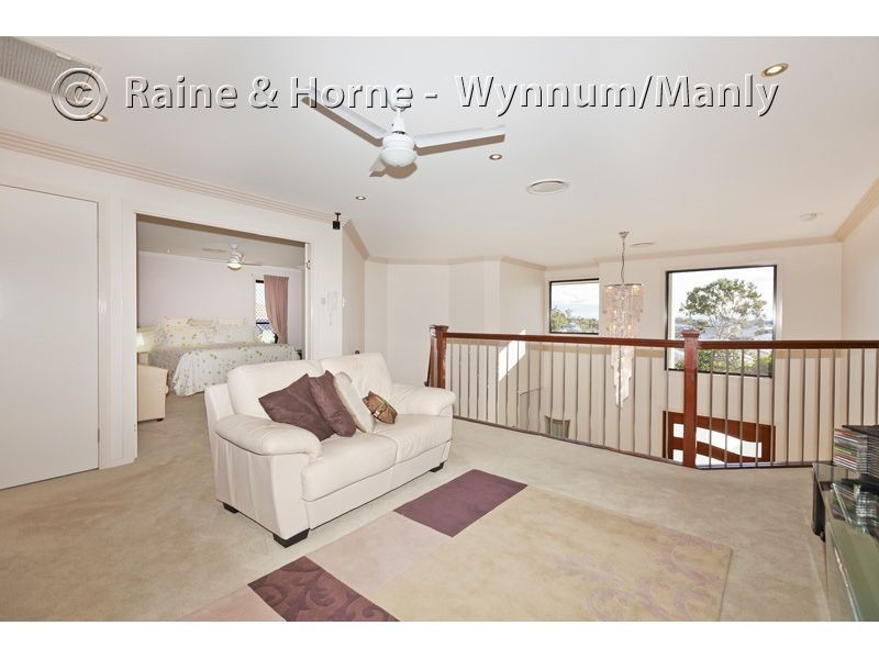 8 Lachlan Drive, Wakerley QLD 4154
