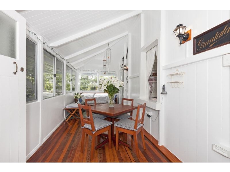 10 Berrima Street, Wynnum QLD 4178