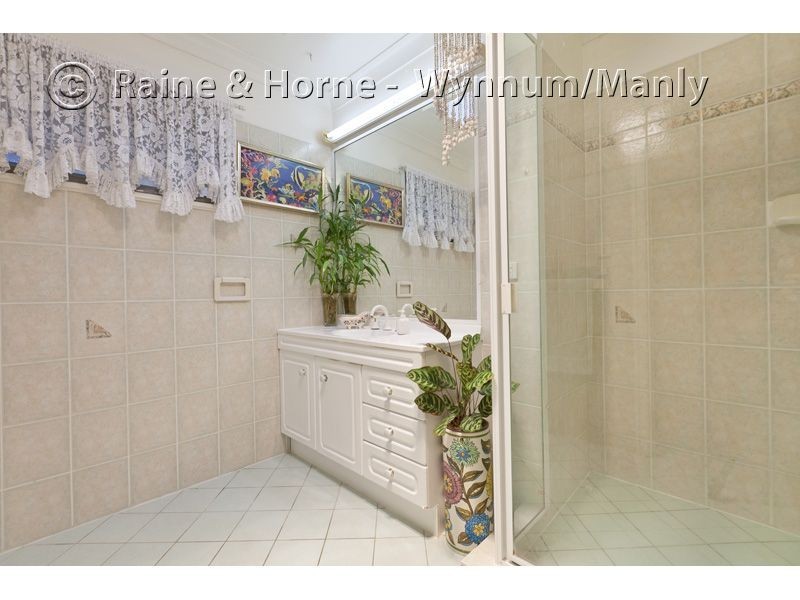 11 Barbara Street, Manly West QLD 4179