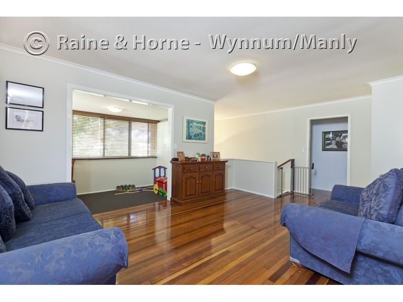 15 Glenjustins Street, Wynnum West QLD 4178