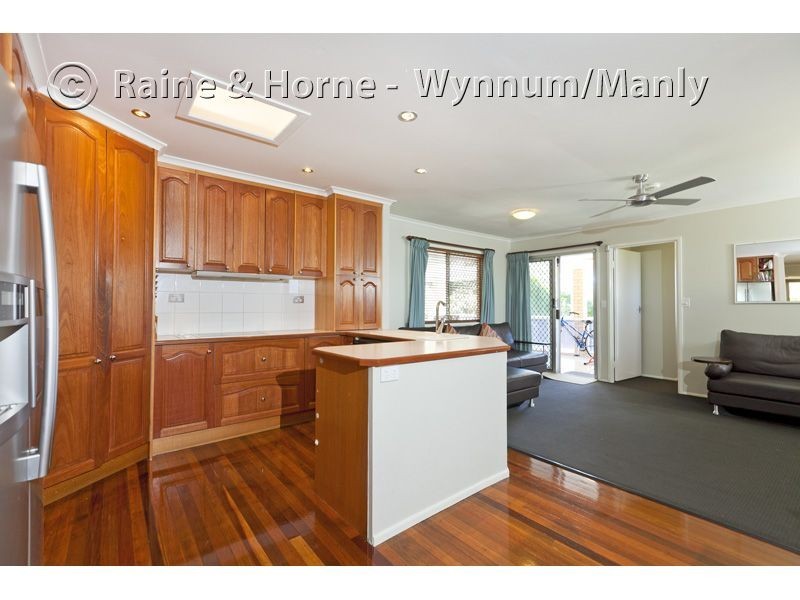 15 Glenjustins Street, Wynnum West QLD 4178