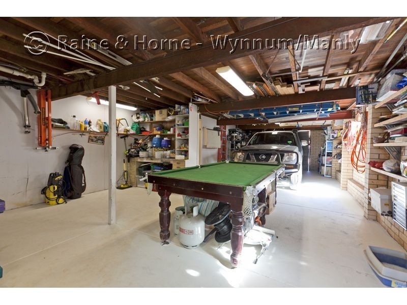 15 Glenjustins Street, Wynnum West QLD 4178