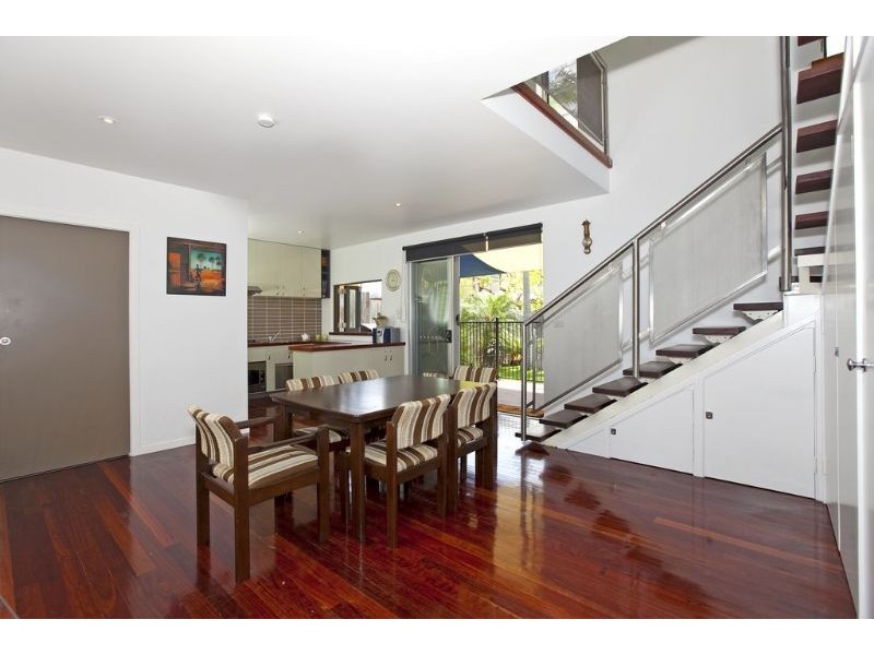 205 Carlton Terrace, Manly QLD 4179