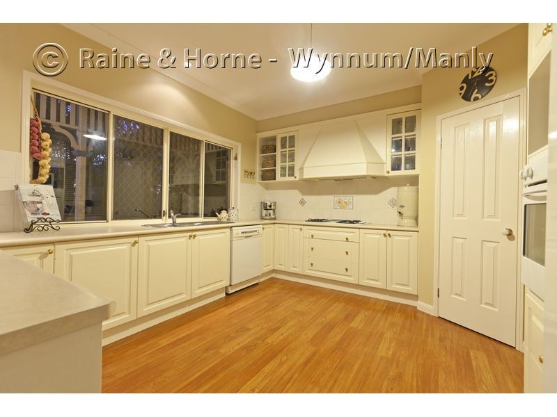 31 Sweetapple Place, Manly West QLD 4179