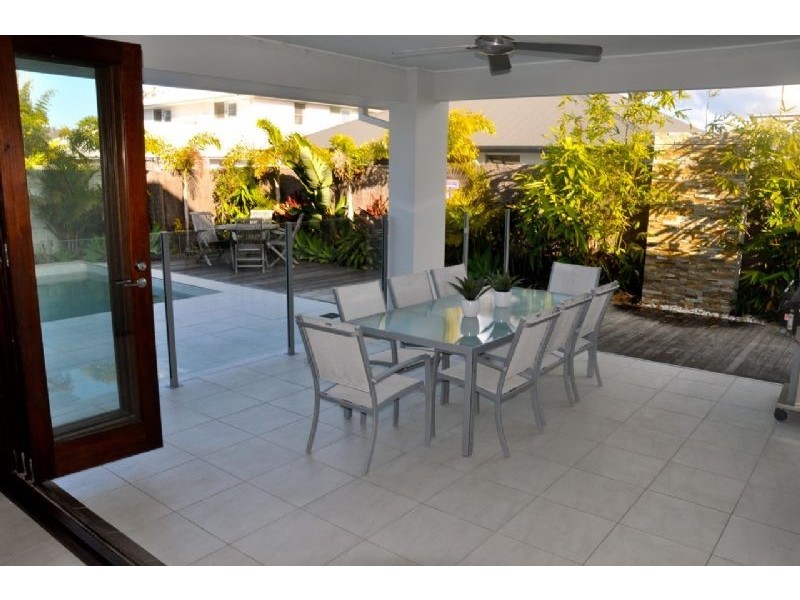 32 Red Gum Crescent, Wakerley QLD 4154