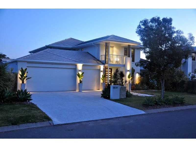 32 Red Gum Crescent, Wakerley QLD 4154