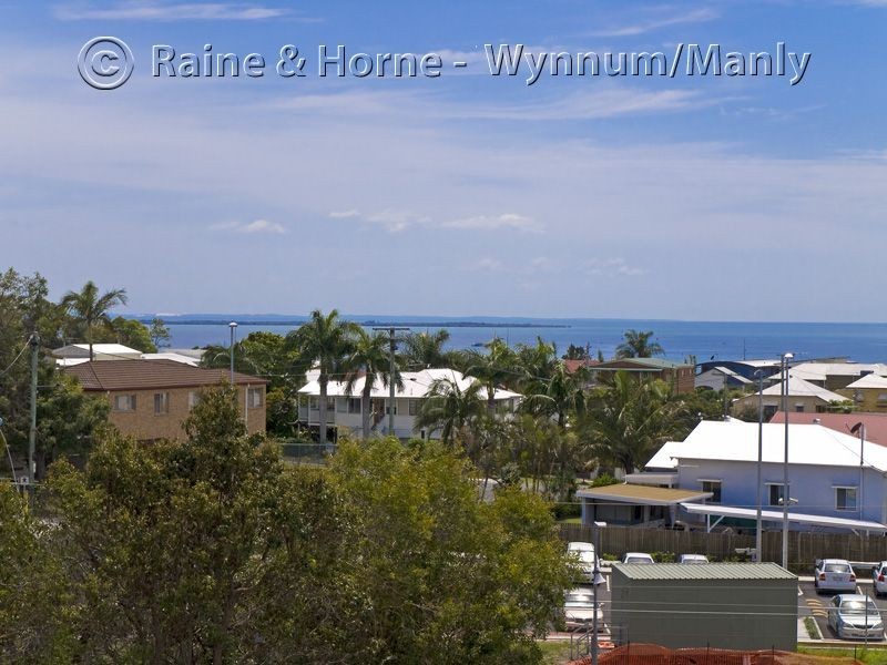 39 Gordon Parade, Manly QLD 4179