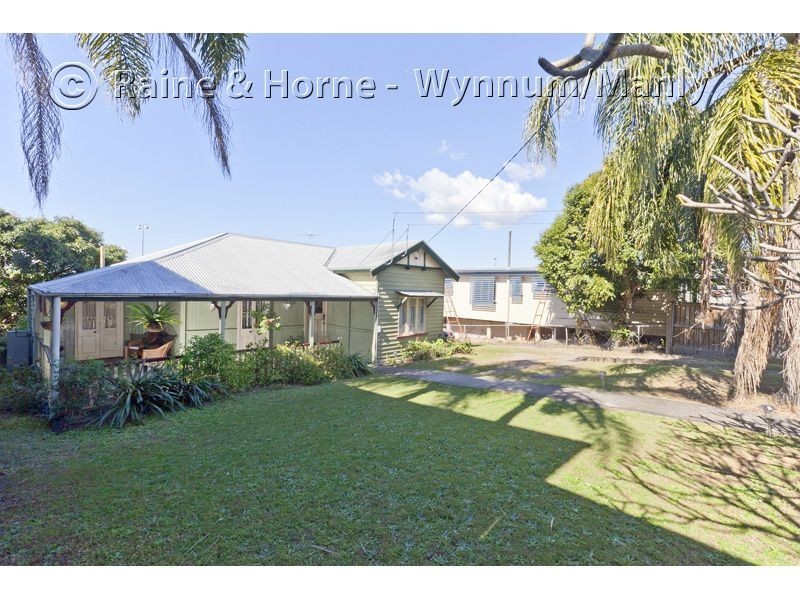 39 Gordon Parade, Manly QLD 4179