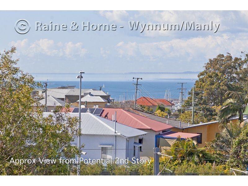 39 Gordon Parade, Manly QLD 4179