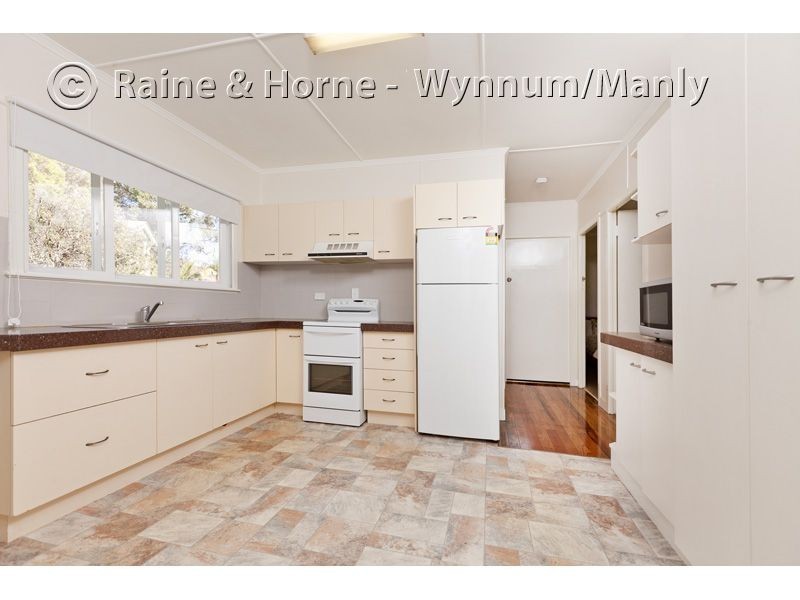 12 Herbert Street, Lota QLD 4179