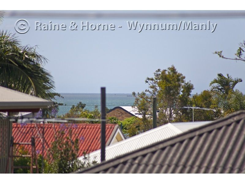 19 Boswell Terrace, Wynnum QLD 4178
