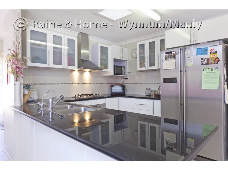 5 Cox Place, Tingalpa QLD 4173