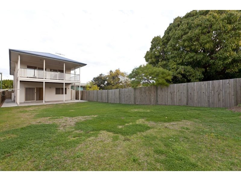 29 Davidson Street, Wynnum QLD 4178