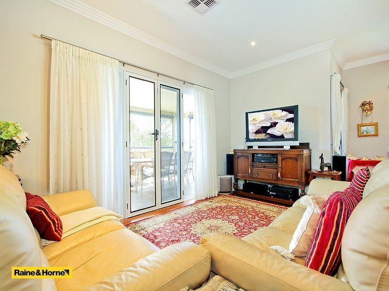 65  Seaford Street, Wynnum QLD 4178
