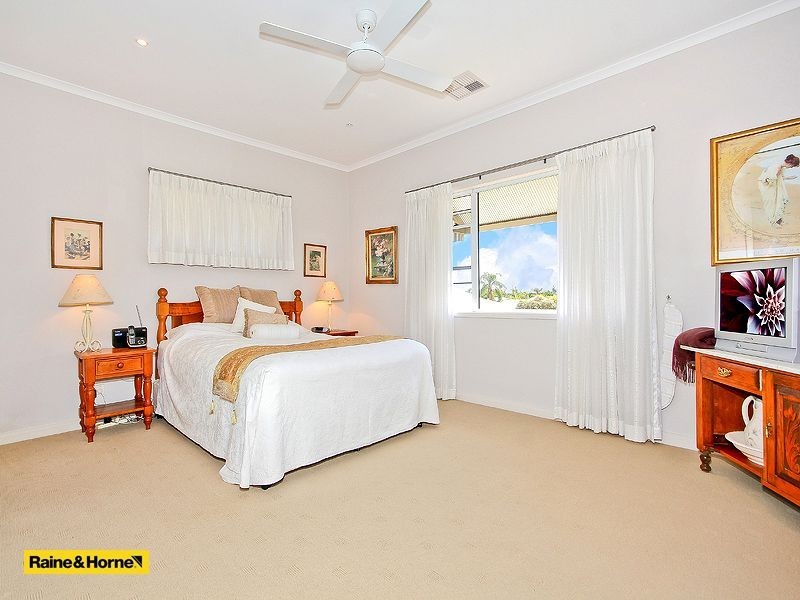 65  Seaford Street, Wynnum QLD 4178