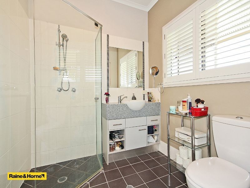 65  Seaford Street, Wynnum QLD 4178