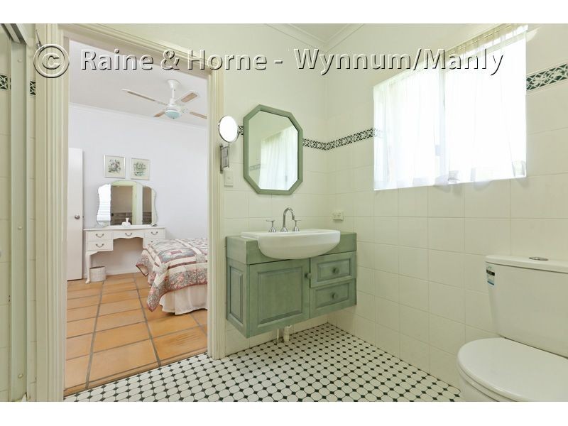 251 Wynnum Esplanade, Wynnum QLD 4178