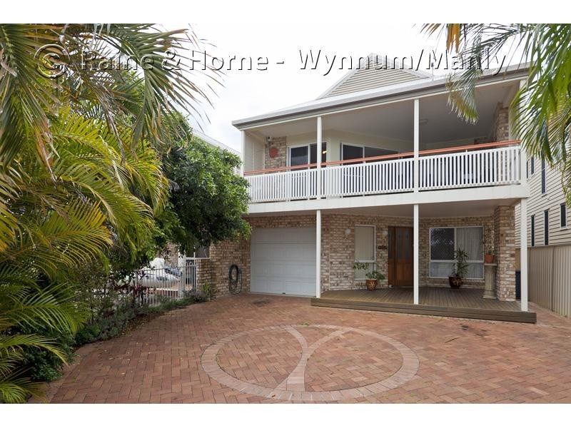 797 Esplanade, Lota QLD 4179
