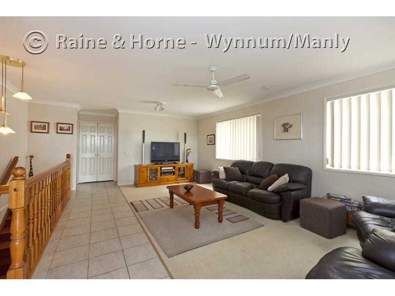 797 Esplanade, Lota QLD 4179