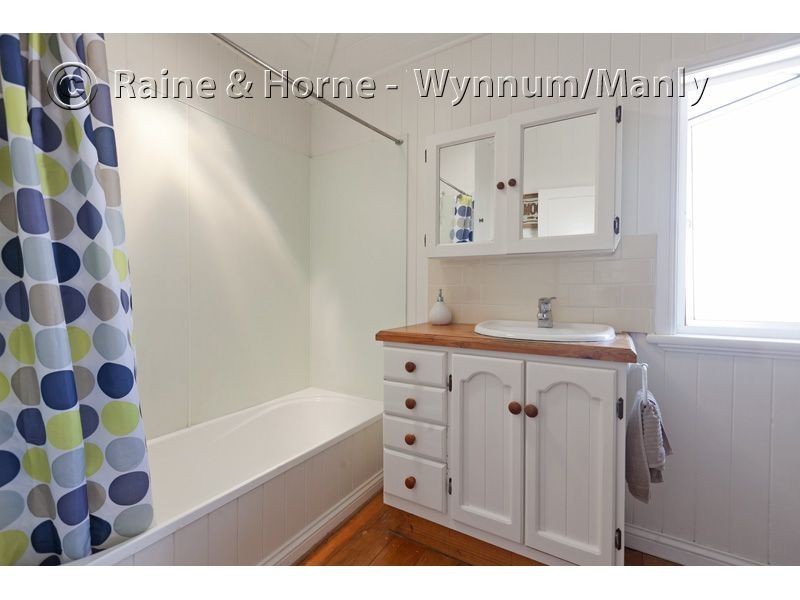 5 Melville Terrace, Wynnum QLD 4178