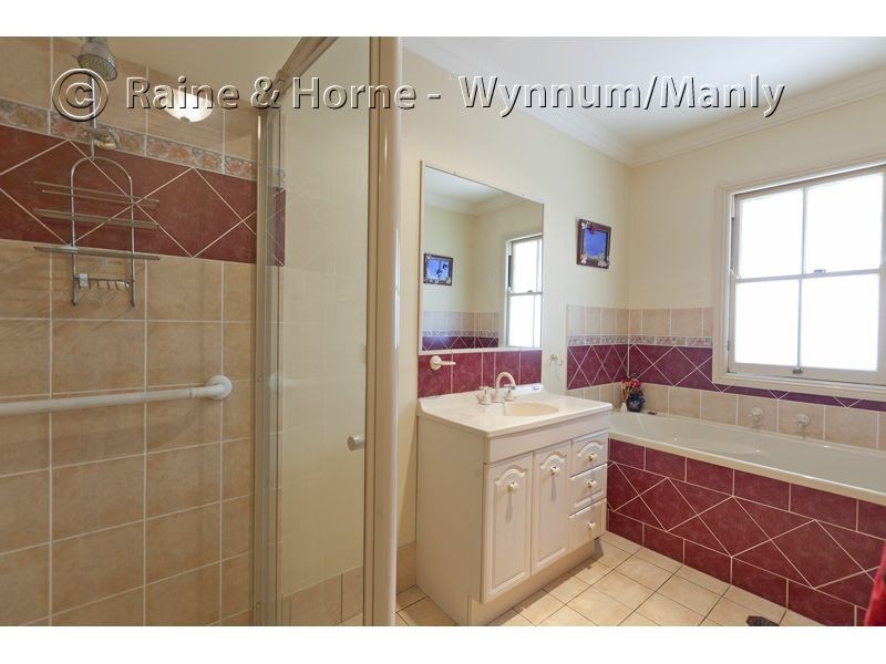 5 Melville Terrace, Wynnum QLD 4178