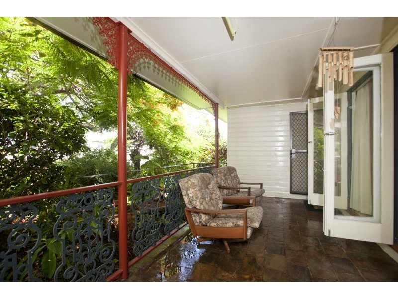 29 Berrimilla Street, Manly West QLD 4179
