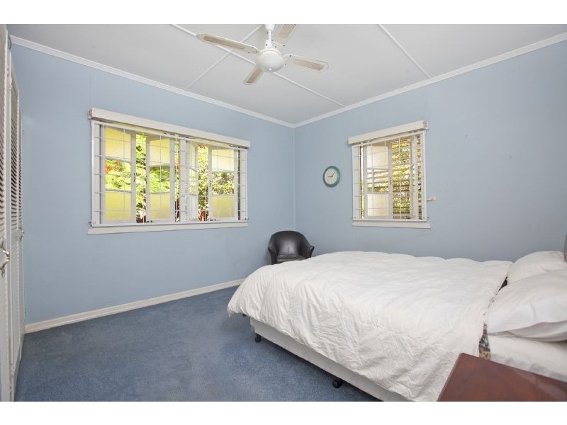 29 Berrimilla Street, Manly West QLD 4179