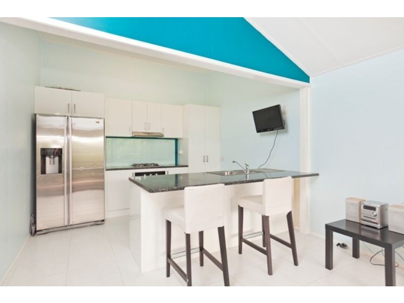 49 Fisher Street, Manly QLD 4179