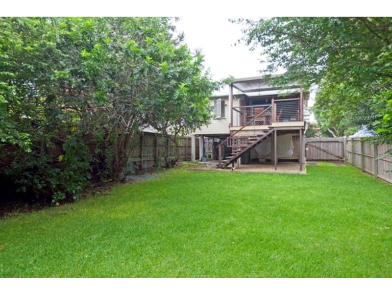 49 Fisher Street, Manly QLD 4179