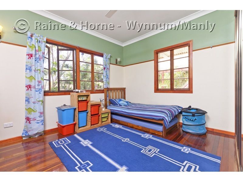 48 Seabreeze Road, Manly West QLD 4179