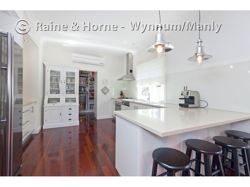 53 Duncan Street, Wynnum QLD 4178