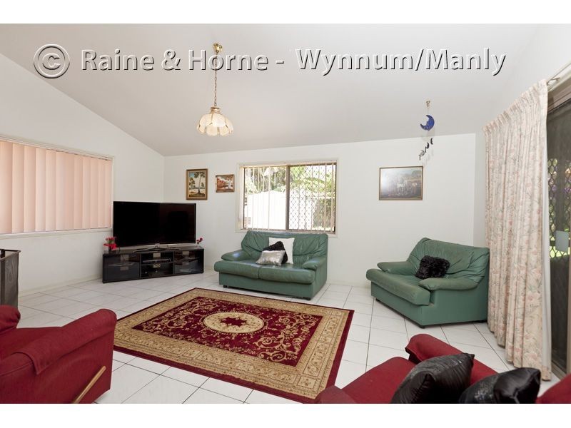 42 Catamaran Street, Manly West QLD 4179