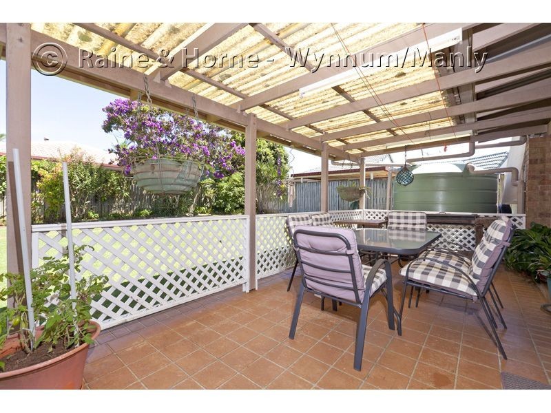 42 Catamaran Street, Manly West QLD 4179