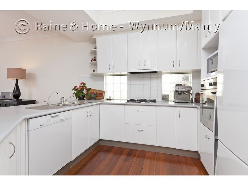 34 Boswell Terrace, Manly QLD 4179