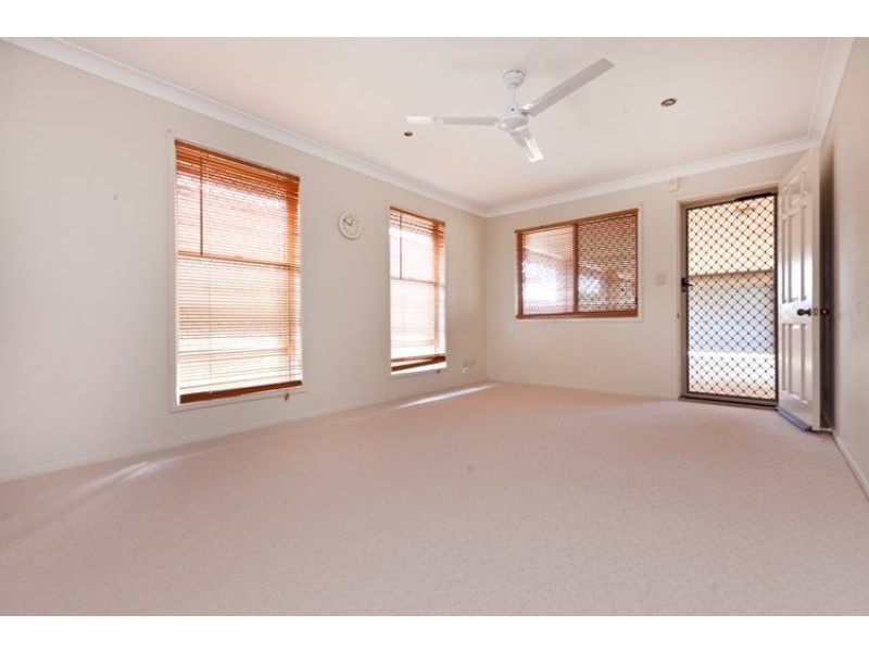 128 Preston Road, Manly West QLD 4179