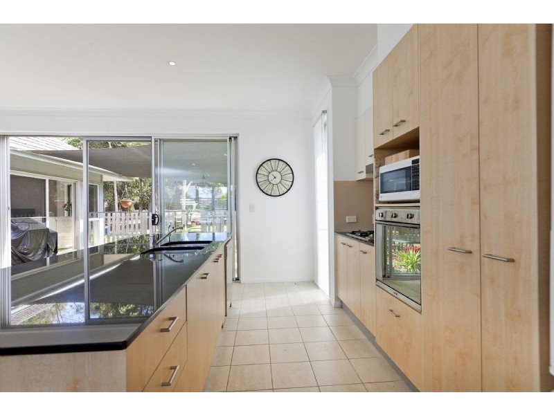 30 Yarra Road, Wakerley QLD 4154