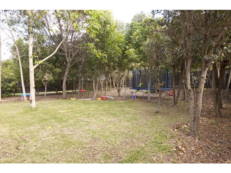 30 Yarra Road, Wakerley QLD 4154