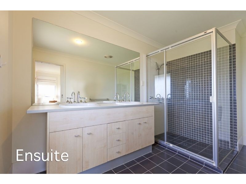 30 Yarra Road, Wakerley QLD 4154