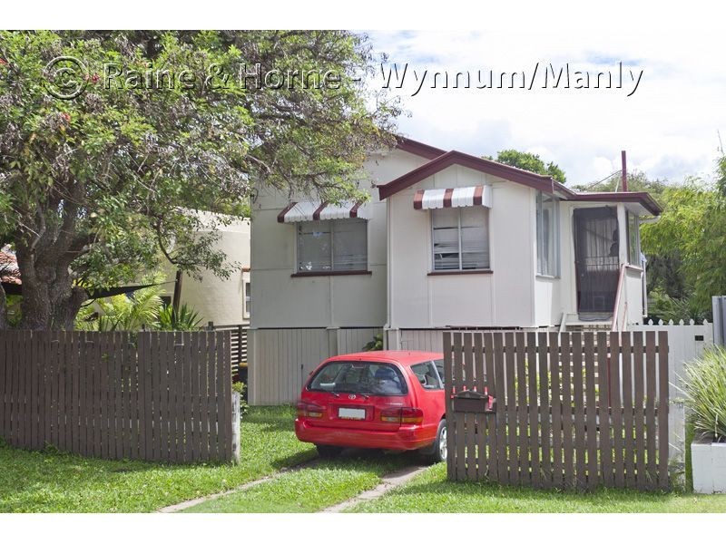 15 Earl Parade, Manly QLD 4179