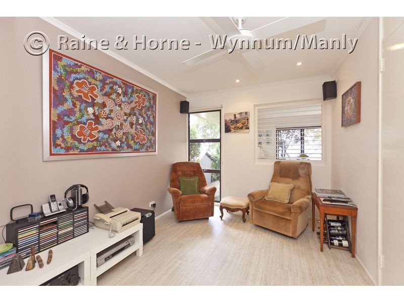 659 Esplanade, Lota QLD 4179