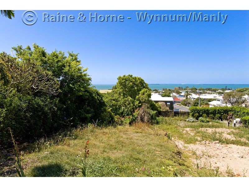 79 Melville Terrace, Manly QLD 4179