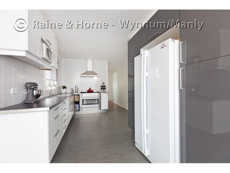 12 Sorrento Street, Wynnum West QLD 4178